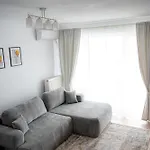 B&v 706 Coresi - Balcony With Parking Apartment
