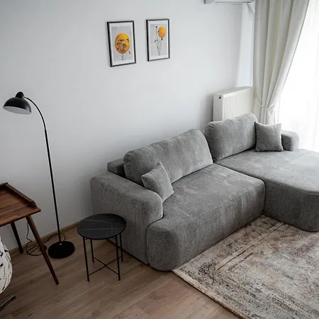 B&v 706 Coresi - Balcony With Parking Apartment Brasov