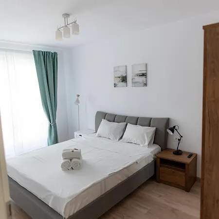 B&v 706 Coresi - Balcony & Free Parking
