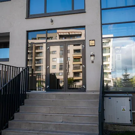 Apartmán Apart B&V 706 Coresi - Balcony Apartment With Parking *