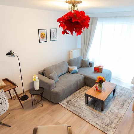 B&v 706 Coresi - Balcony & Free Parking *