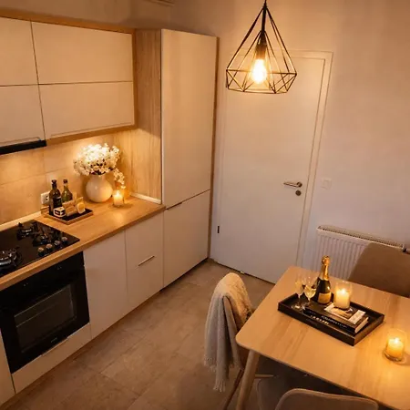 Apartment B&v 706 Coresi - Balcony With Parking *