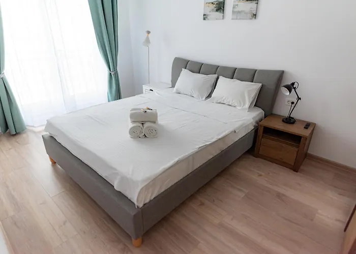 Apart B&V 706 Coresi - Balcony Apartment With Parking Apartmán