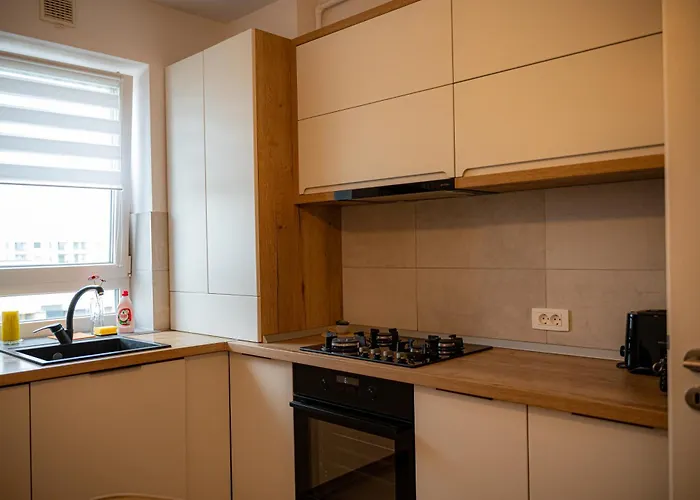 Apartment B&v 706 Coresi - Balcony & Free Parking *