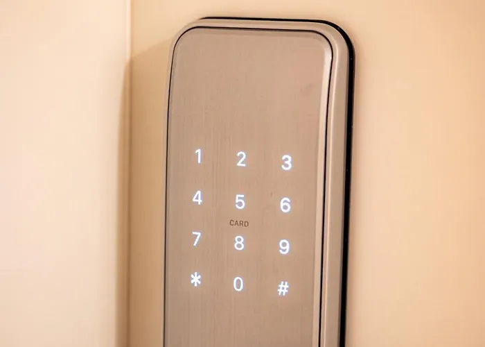 Apartmán Apart B&V 706 Coresi - Balcony Apartment With Parking *